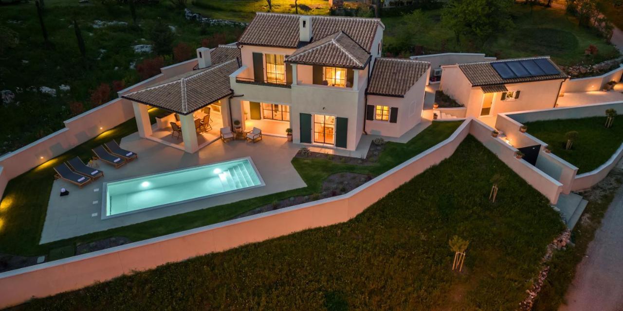 Villa Bora With Sauna And Heated Pool Vele Mune Екстериор снимка