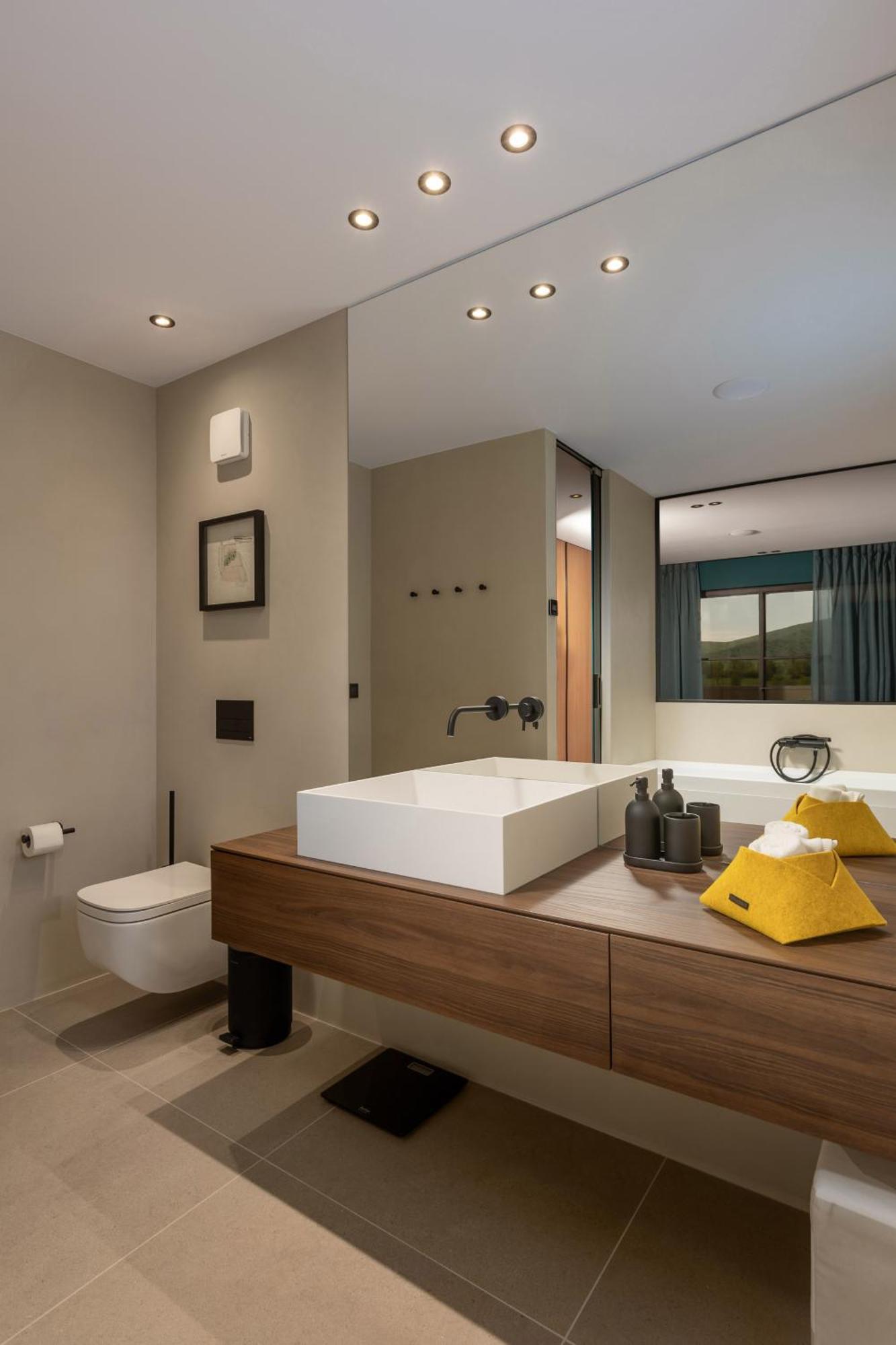 Villa Bora With Sauna And Heated Pool Vele Mune Екстериор снимка